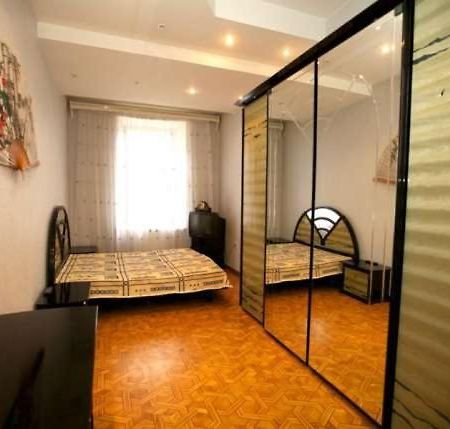 Ferienwohnung Flat in the city center Odessa Exterior foto